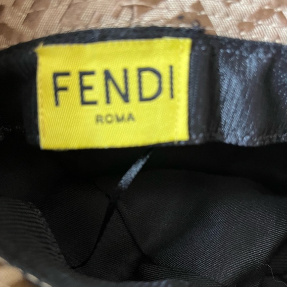 Fendi FF Zucca Bucket Hat Fendi Roma - Picture 3 of 4